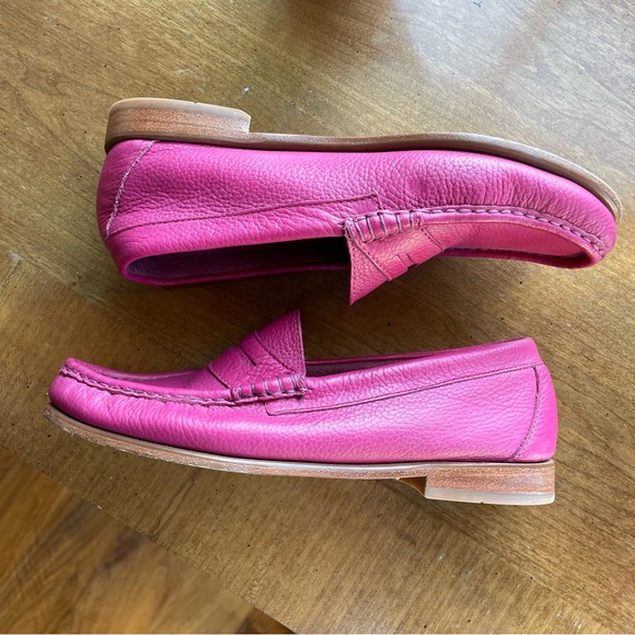 G.H. Bass & Co. Weejuns Pink Leather Loafers - Picture 3 of 11